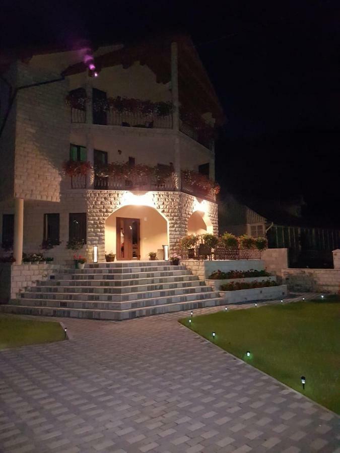 Casa Andra Hotel Slanic Moldova Exterior photo